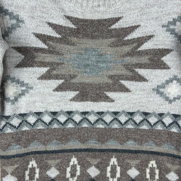 American Eagle Wool Blend Aztec Patterned Neutral Sweater‎ (S) - Picture 2 of 5